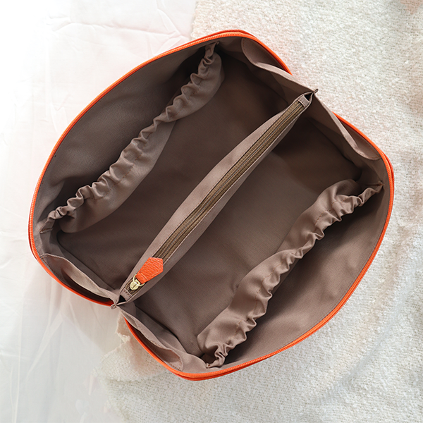 DYSON TOILETRY BAG
