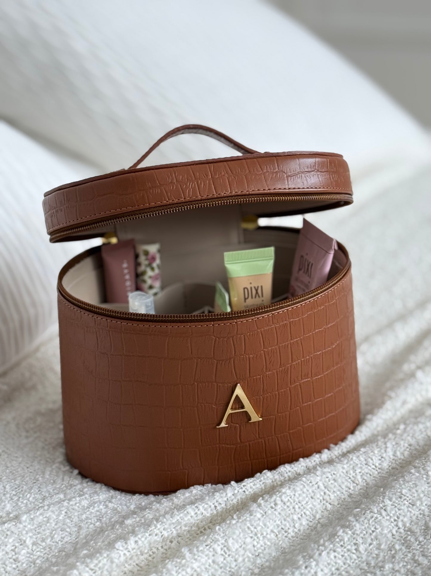 ROMINA TOILETRY BAG + GIFT JEWELRY BOX