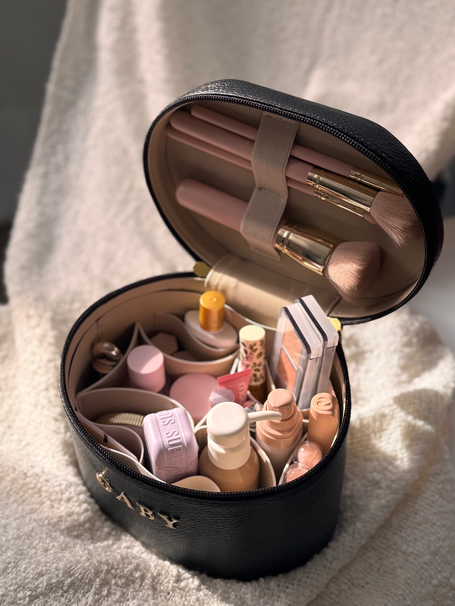 ROMINA TOILETRY BAG + GIFT JEWELRY BOX