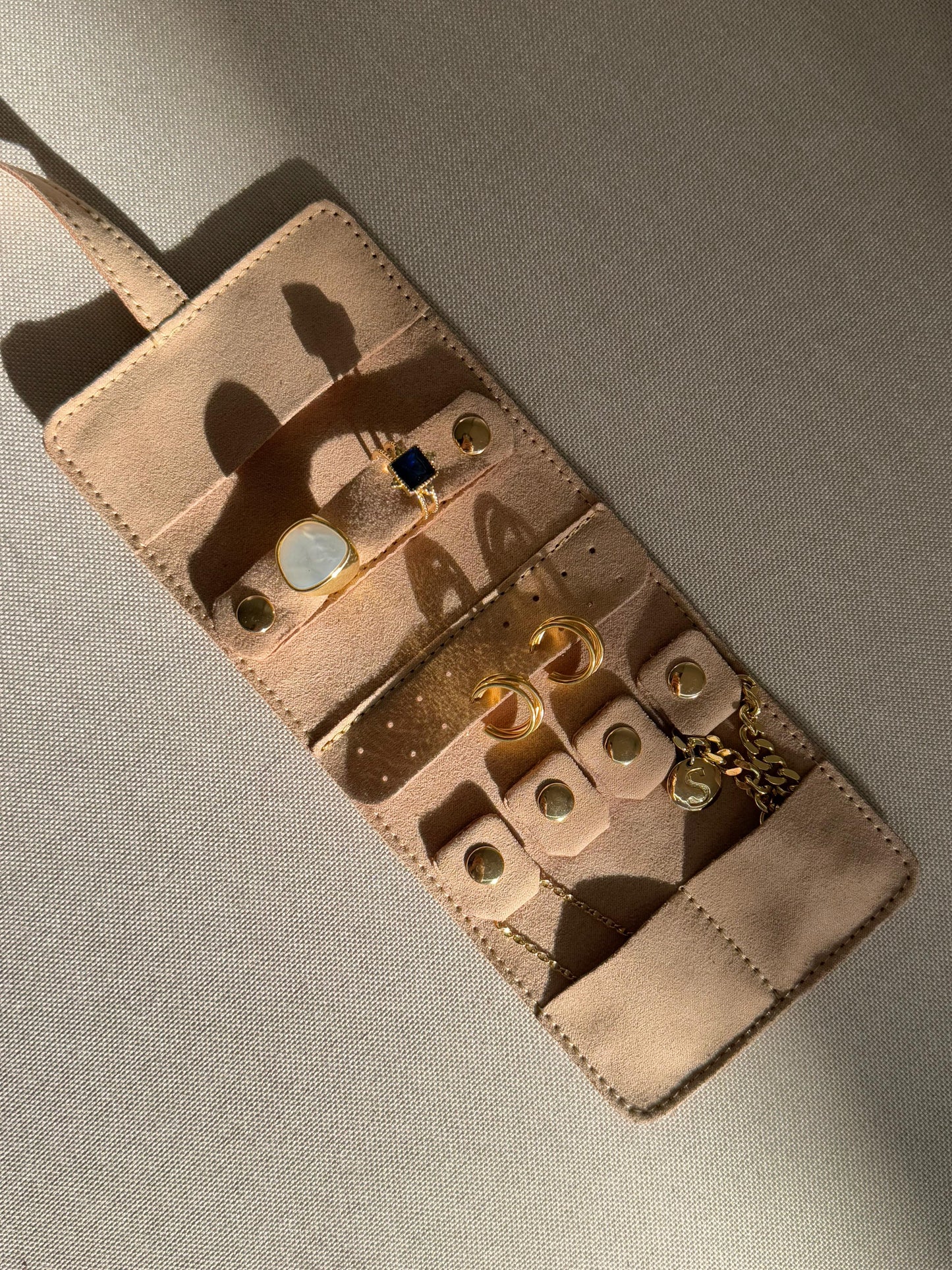 JEWELER